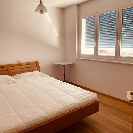Βίλα Wonderful Twin House With Parking *